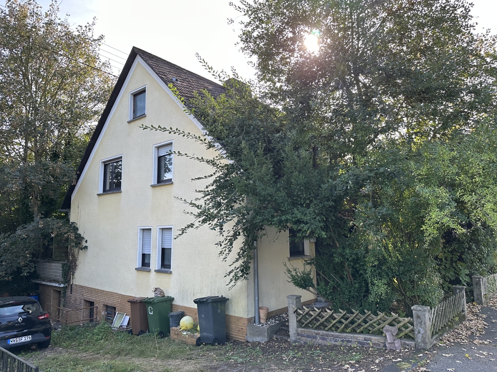 10641 - Renovierungsbedürftiges Einfamilienhaus in sehr guter Lage von Ransbach-Baumbach