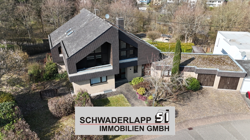 10900 - Ansprechendes Architektenhaus mit Traumgrundst&uuml;ck in Montabaur