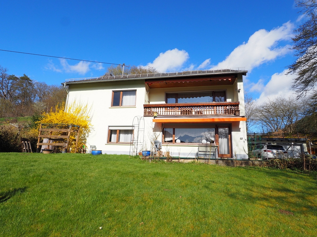 10517 - Schickes Einfamilienhaus in wunderschöner Lage