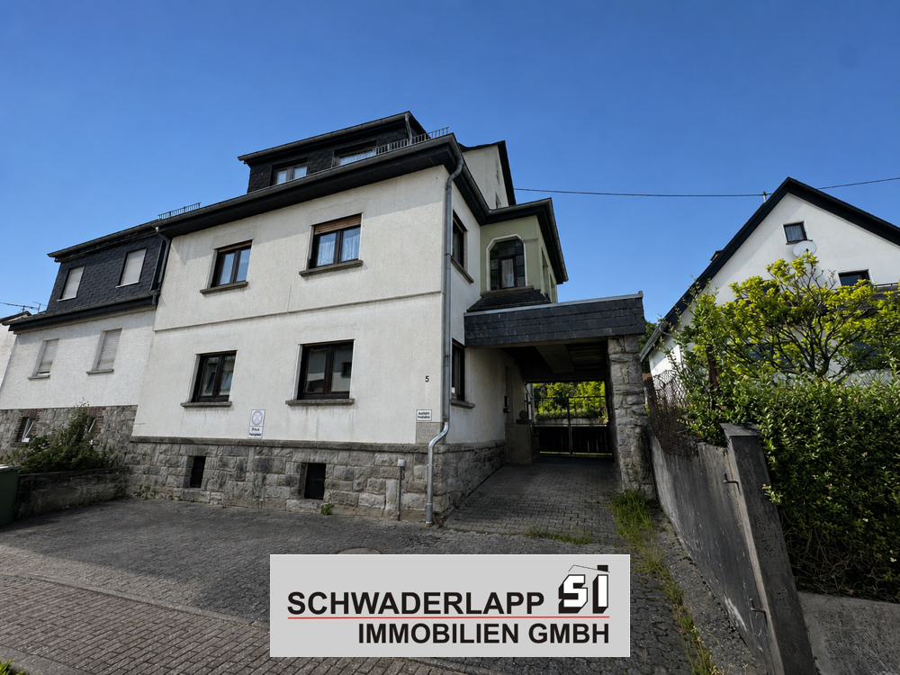 10931 - Gro&szlig;z&uuml;giges Anwesen mit historischem Flair und Innenhof
