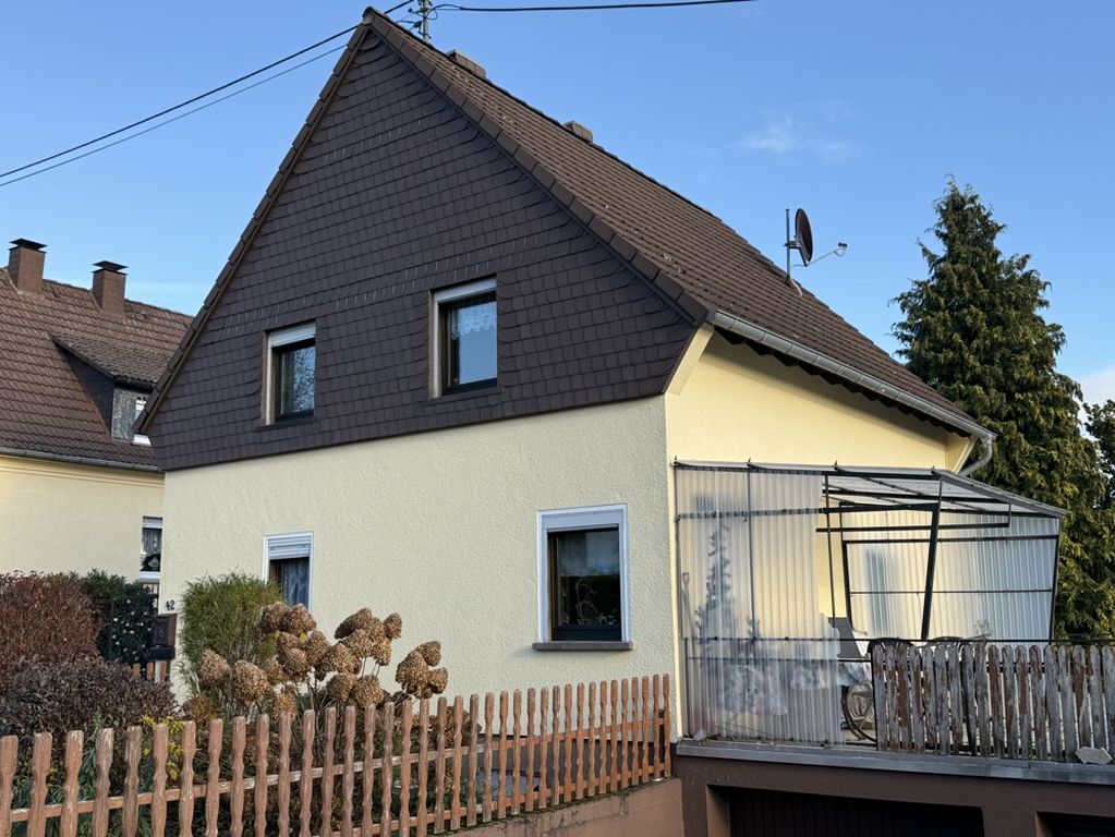 10933 - Einfamilienhaus mit Potenzial und viel Platz f&uuml;r die Familie