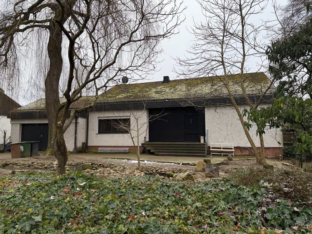 10825 - Einfamilienhaus in ruhiger Ortsrandlage von Höhr-Grenzhausen