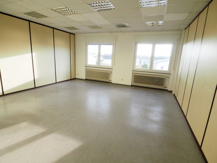 MO0755L - Büro-/Praxisfläche mit vielseitigen Nutzungsmöglichkeiten