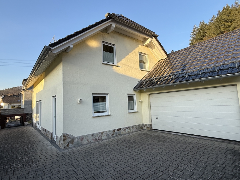 10963 - Gepflegtes Wohnhaus in zweiter Reihe - ideal f&uuml;r die kleine Familie