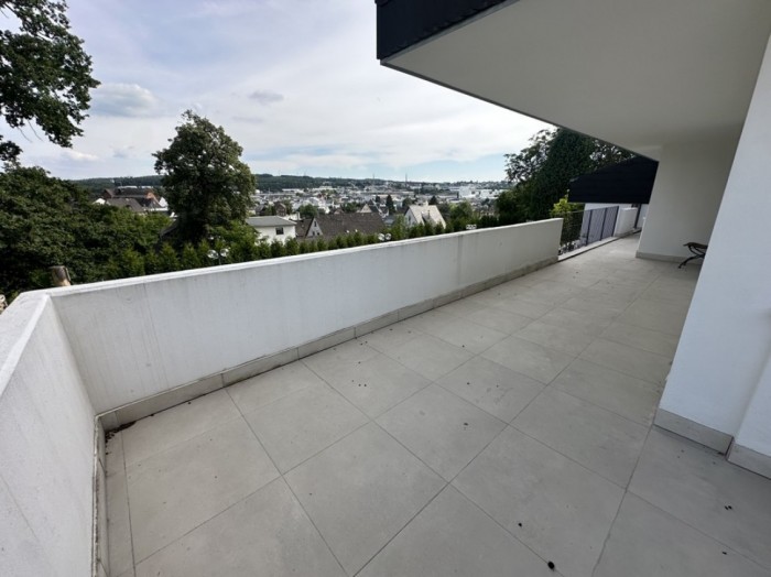 MO0957 - Großzügige 2-Zimmer-Wohnung mit traumhafter Terrasse und Blick über Ransbach-Baumbach