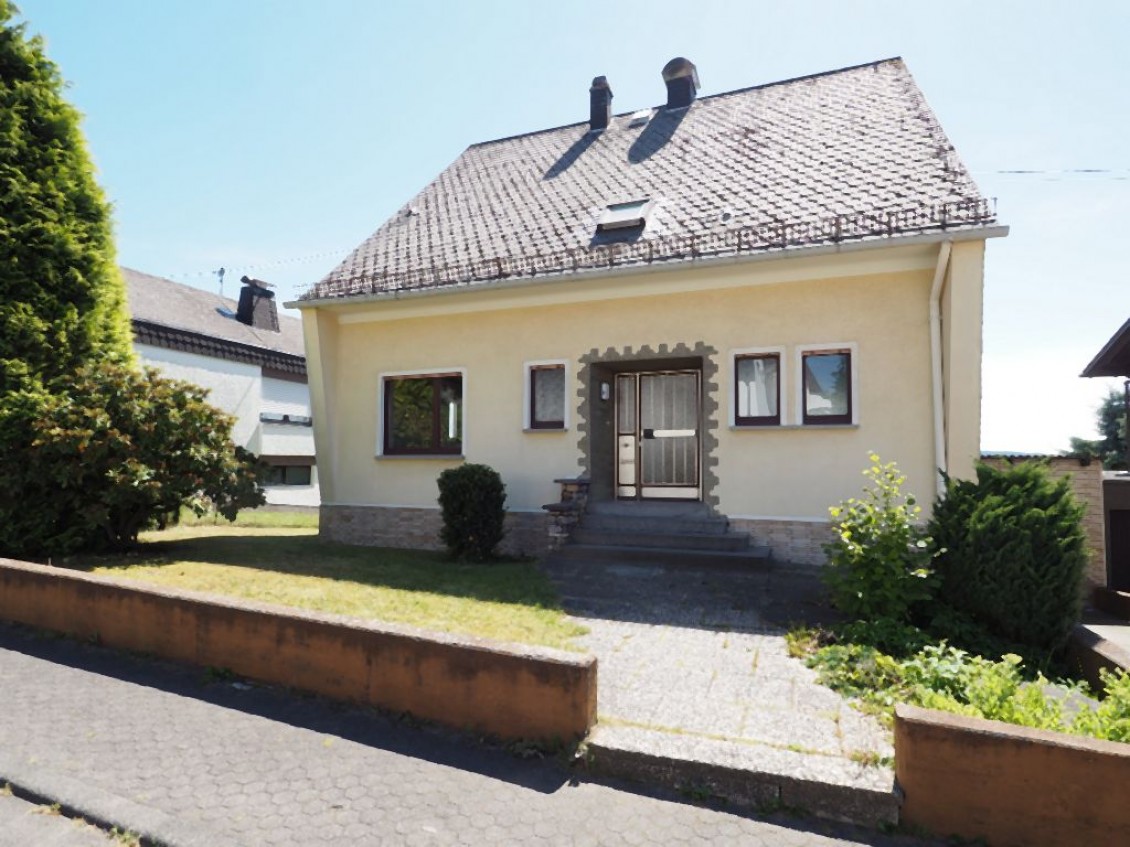 10030 - Hübsches Einfamilienhaus in guter Wohnlage